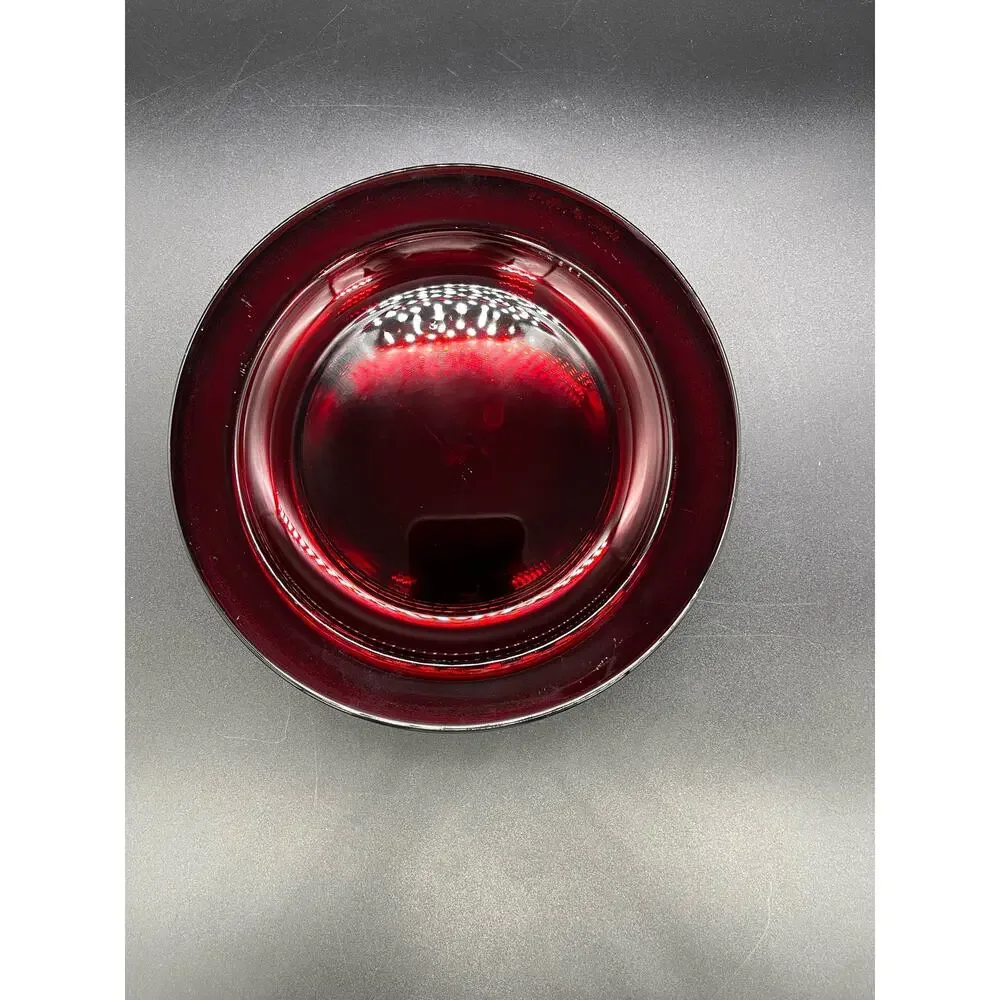 Arcoroc Ruby Red Set of 4 Salad Plates Made in France